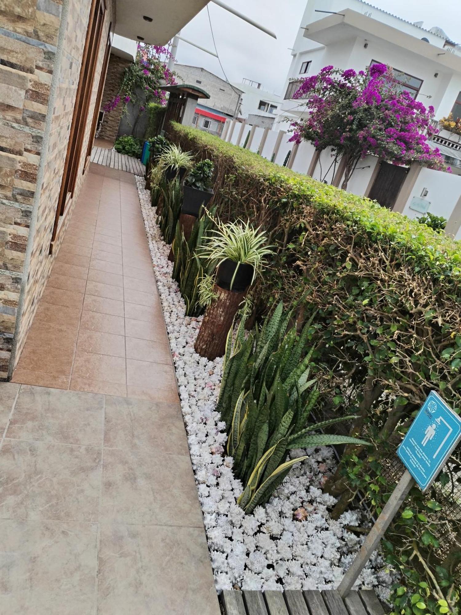 Hotel Starfish Puerto Villamil Exterior foto
