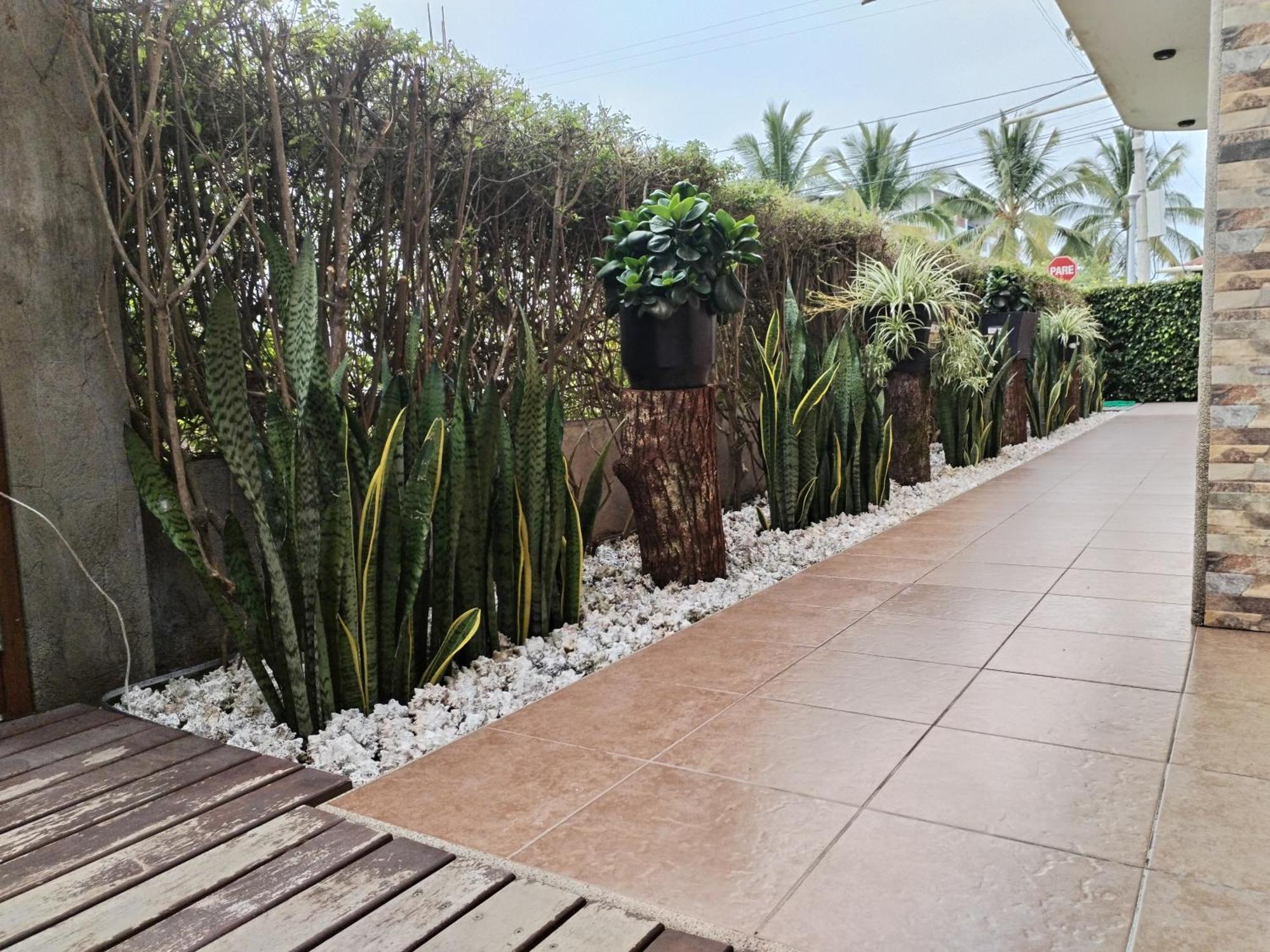 Hotel Starfish Puerto Villamil Exterior foto