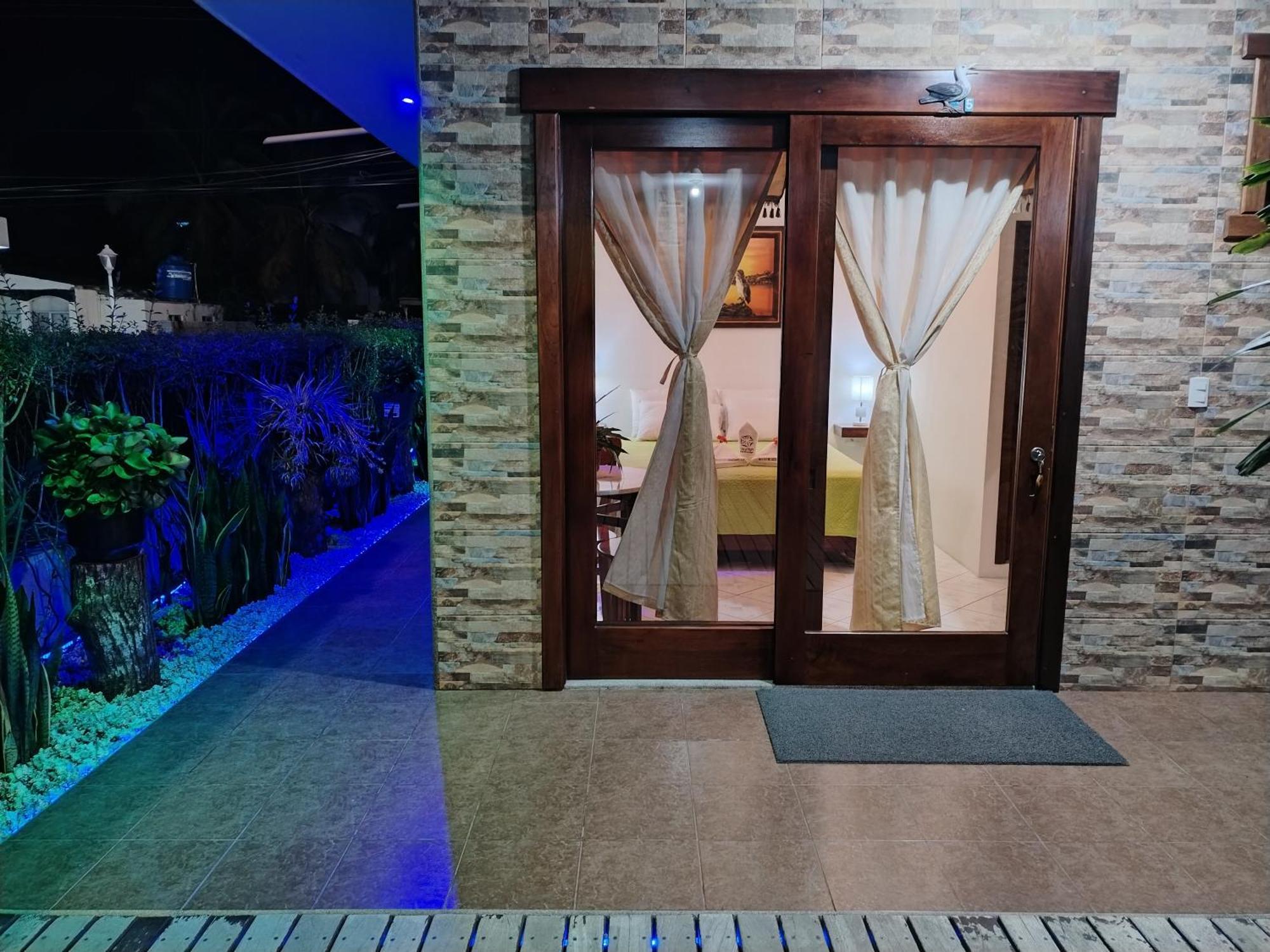 Hotel Starfish Puerto Villamil Exterior foto